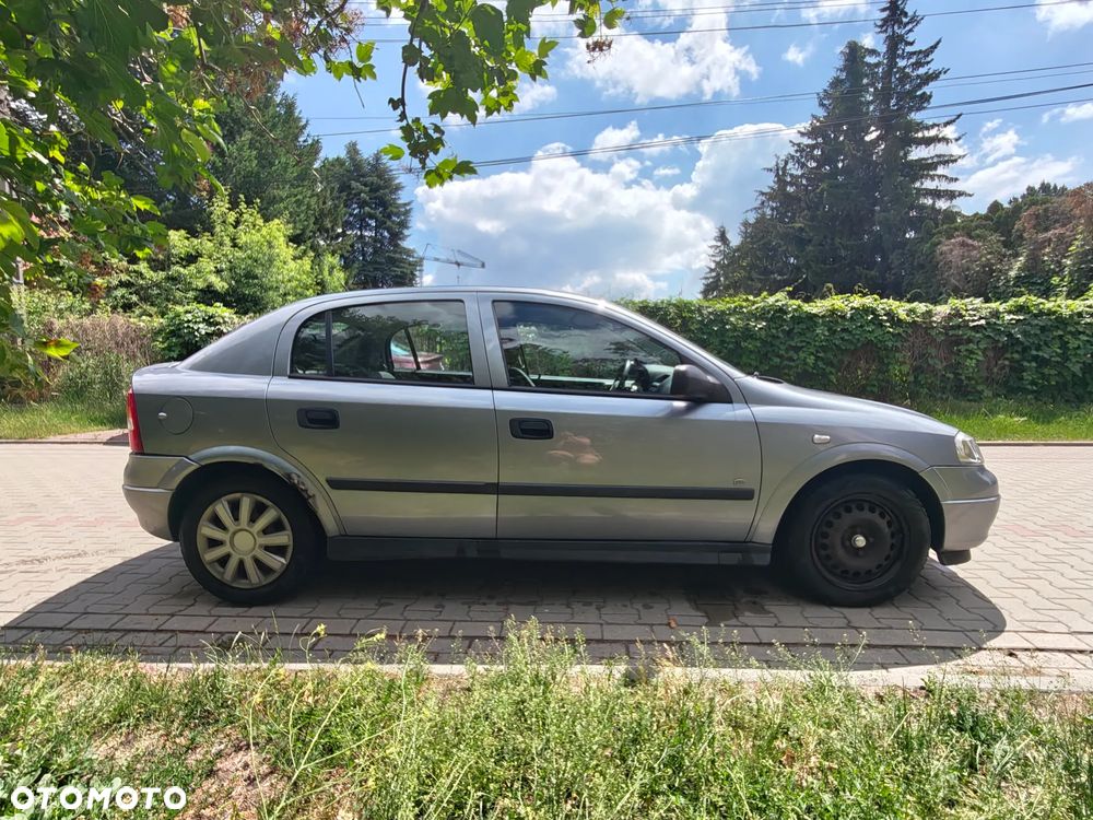 Opel Astra - 4
