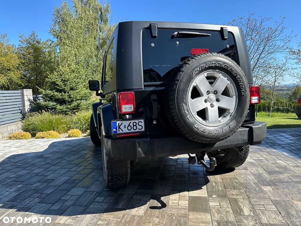 Jeep Wrangler 3.8 Sahara - 5
