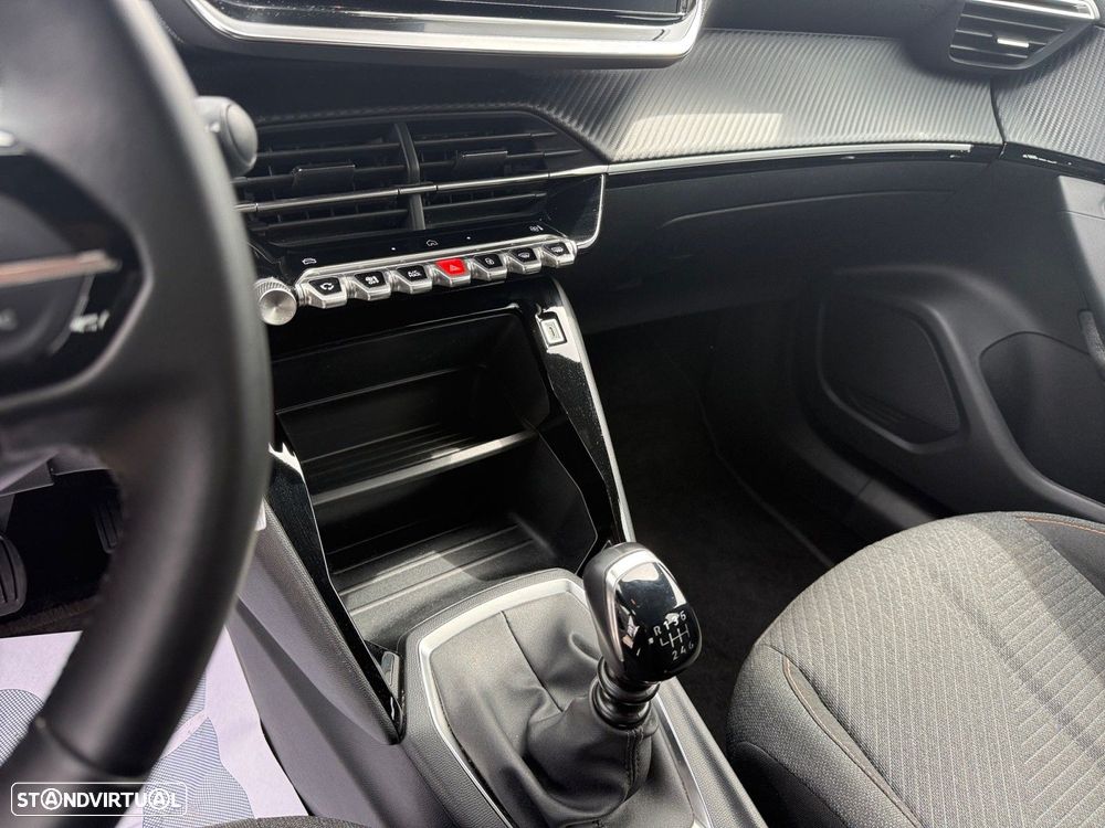 Peugeot 2008 1.2 PureTech Style - 11