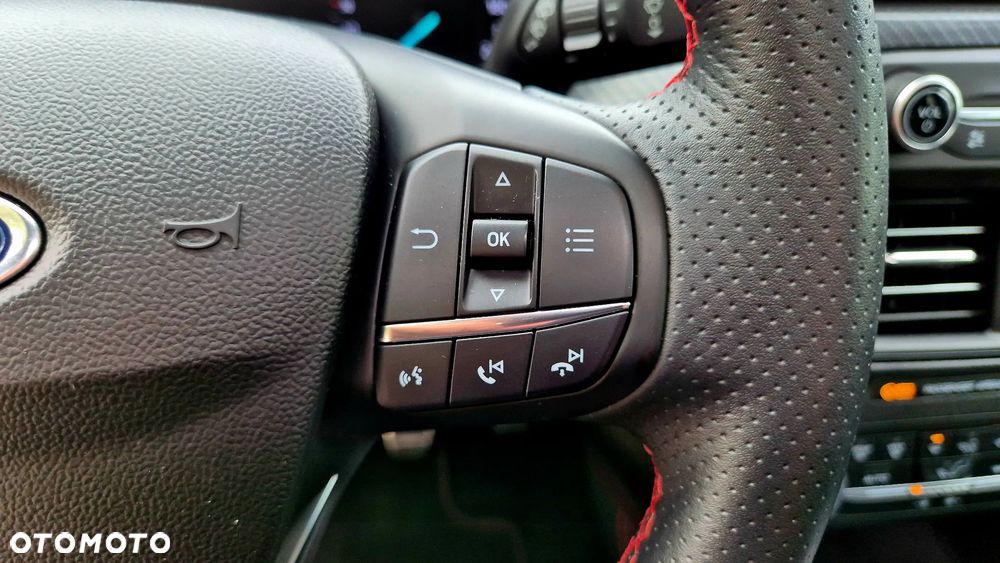 Ford Focus 1.5 EcoBoost STart-Stopp-System ST-LINE - 27