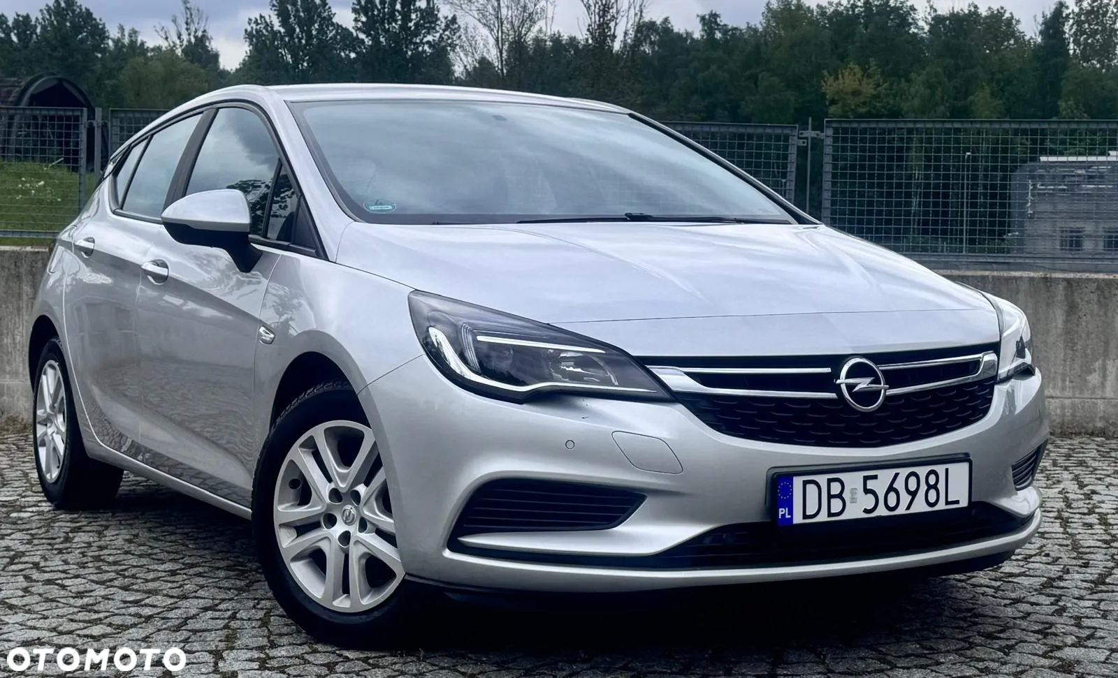 Opel Astra 1.4 Turbo Edition - 2