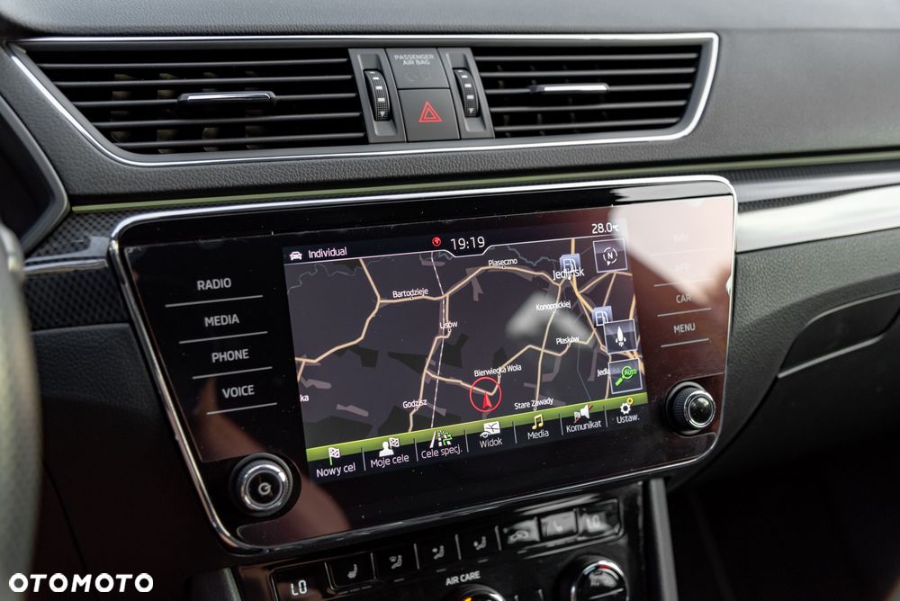 Skoda Superb 2.0 TSI DSG SportLine - 31
