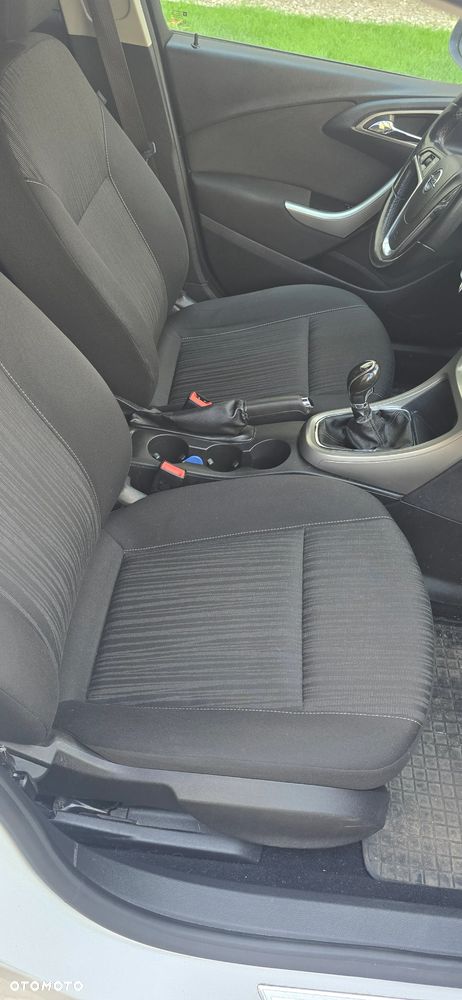 Opel Astra 1.4 Cosmo - 11