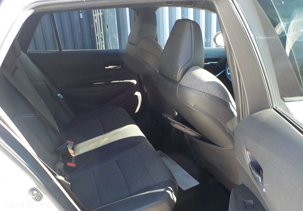 Toyota Corolla - 14