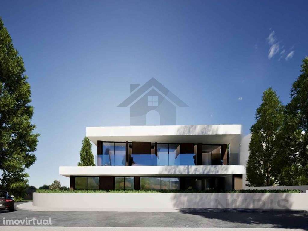 Lote de Terreno para Venda em Portimão - Grande imagem: 2/24