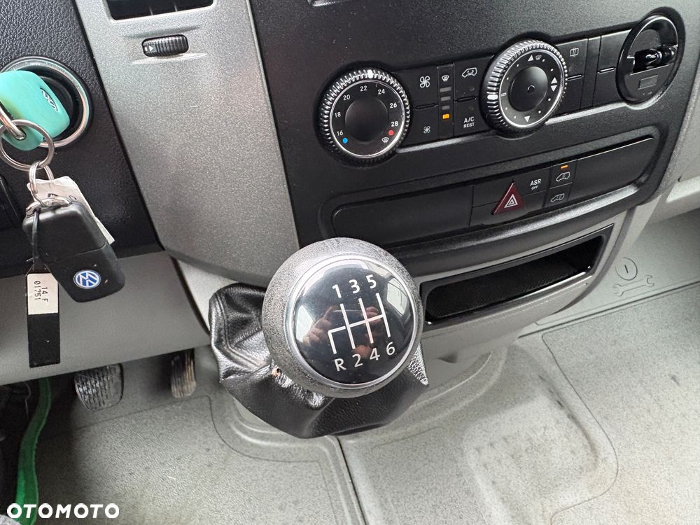 Volkswagen CRAFTER - 18
