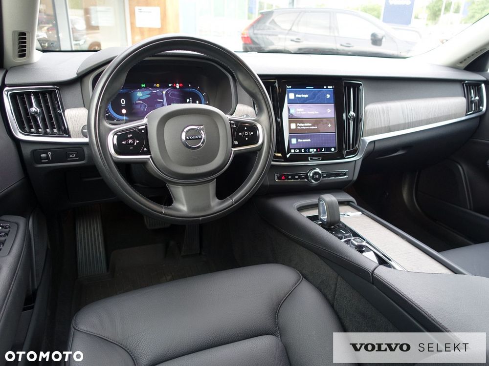 Volvo V90 Cross Country - 19