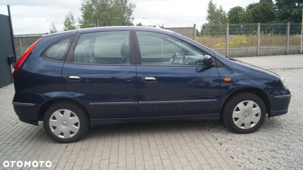 Nissan Almera Tino 1.8 Visia - 8