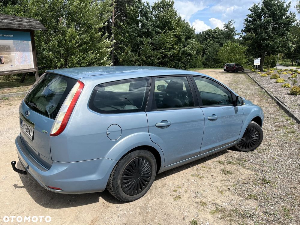 Ford Focus 1.8 Titanium - 2