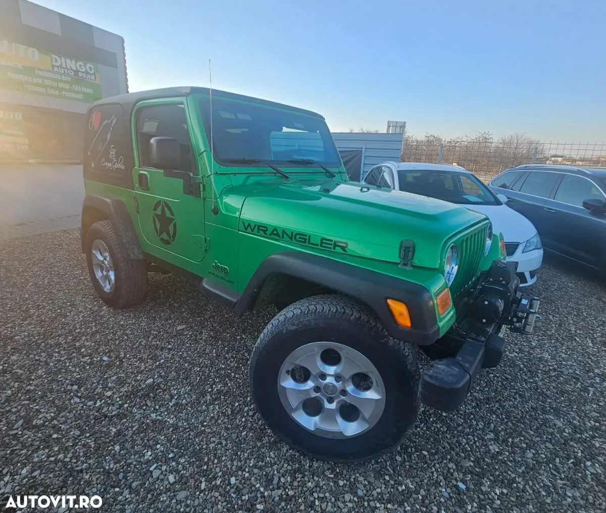 Jeep Wrangler - 2