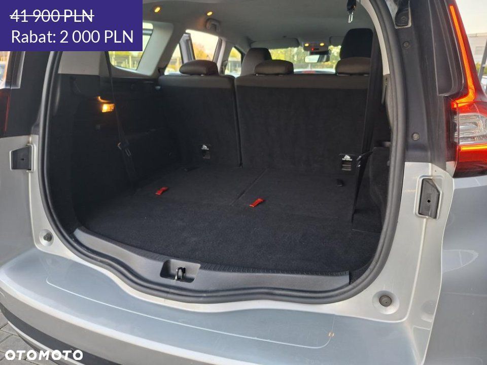 Renault Grand Scenic - 16