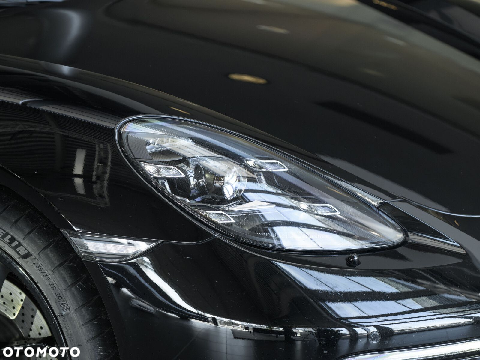 Porsche 718 Cayman - 15