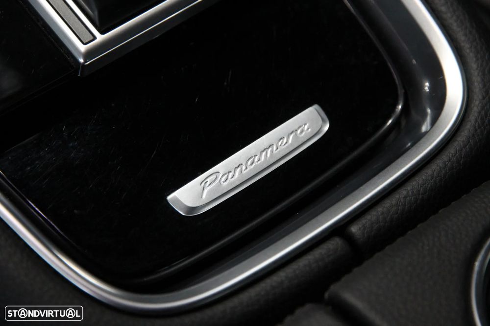 Porsche Panamera Sport Turismo 4 E-Hybrid Platinum Edition - 18