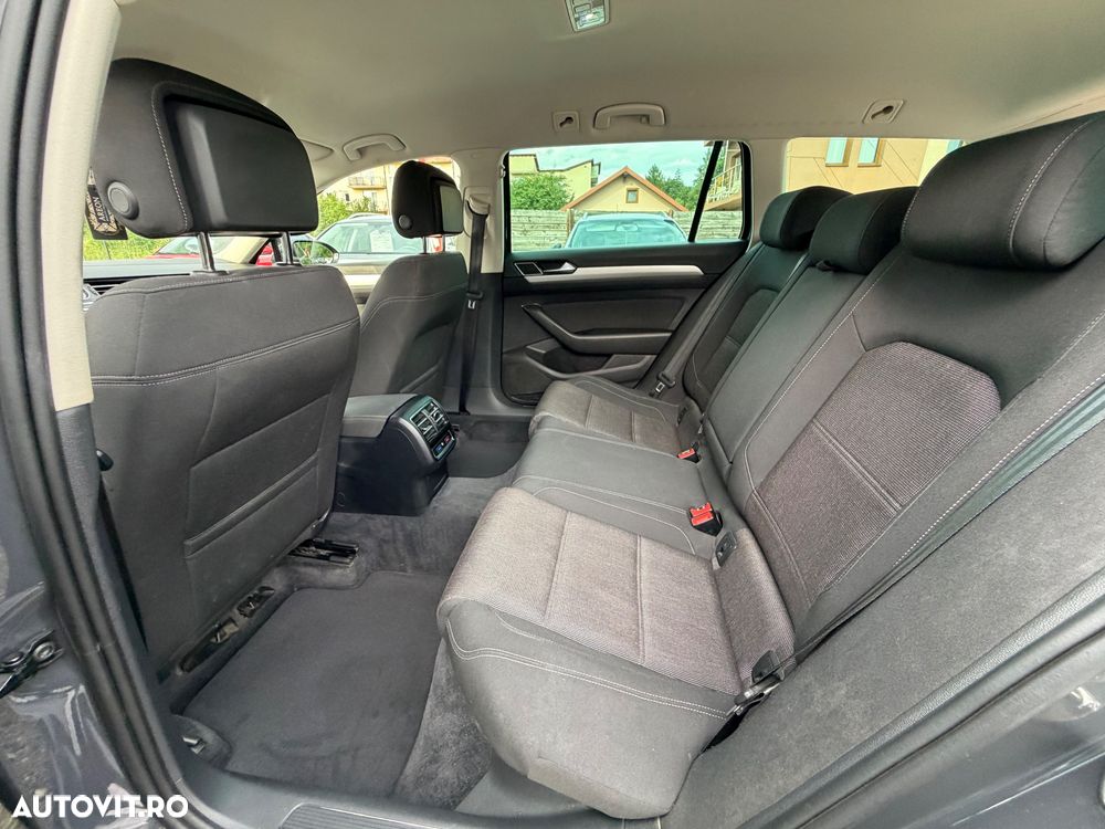 Volkswagen Passat 2.0 TDI SCR DSG BlueMotion Comfortline - 27