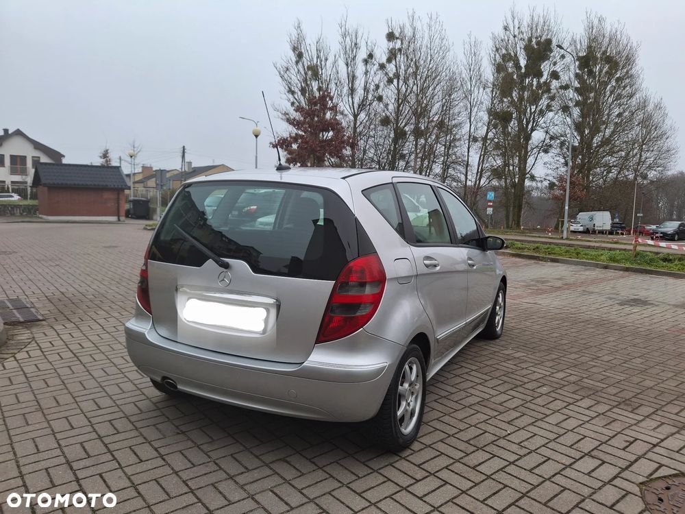 Mercedes-Benz Klasa A 170 Elegance - 11