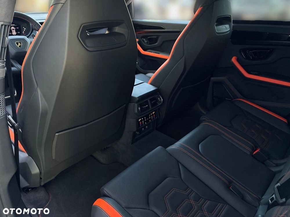 Lamborghini Urus - 18