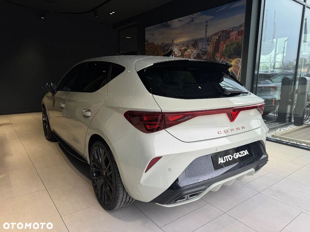 Cupra Leon 1.5 eTSI mHEV DSG - 9