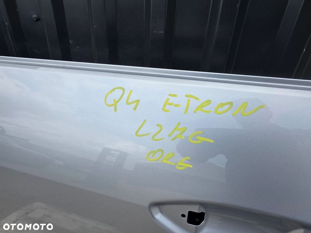 DRZWI LEWY PRZÓD AUDI Q4 E-TRON SPORTBACK LZ7G ORYGINAŁ ! - 14