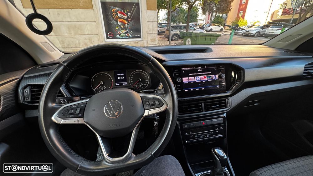 VW T-Cross 1.0 TSI BlackStyle DSG - 13