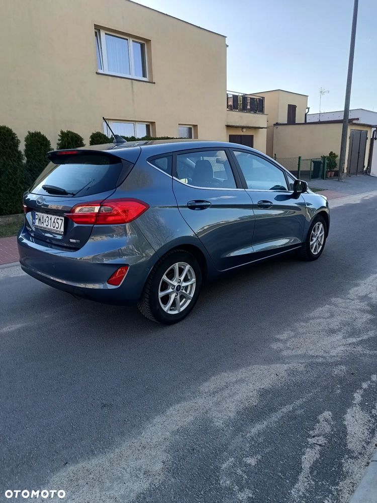 Ford Fiesta 1.0 EcoBoost Hybrid S&S TITANIUM X - 4