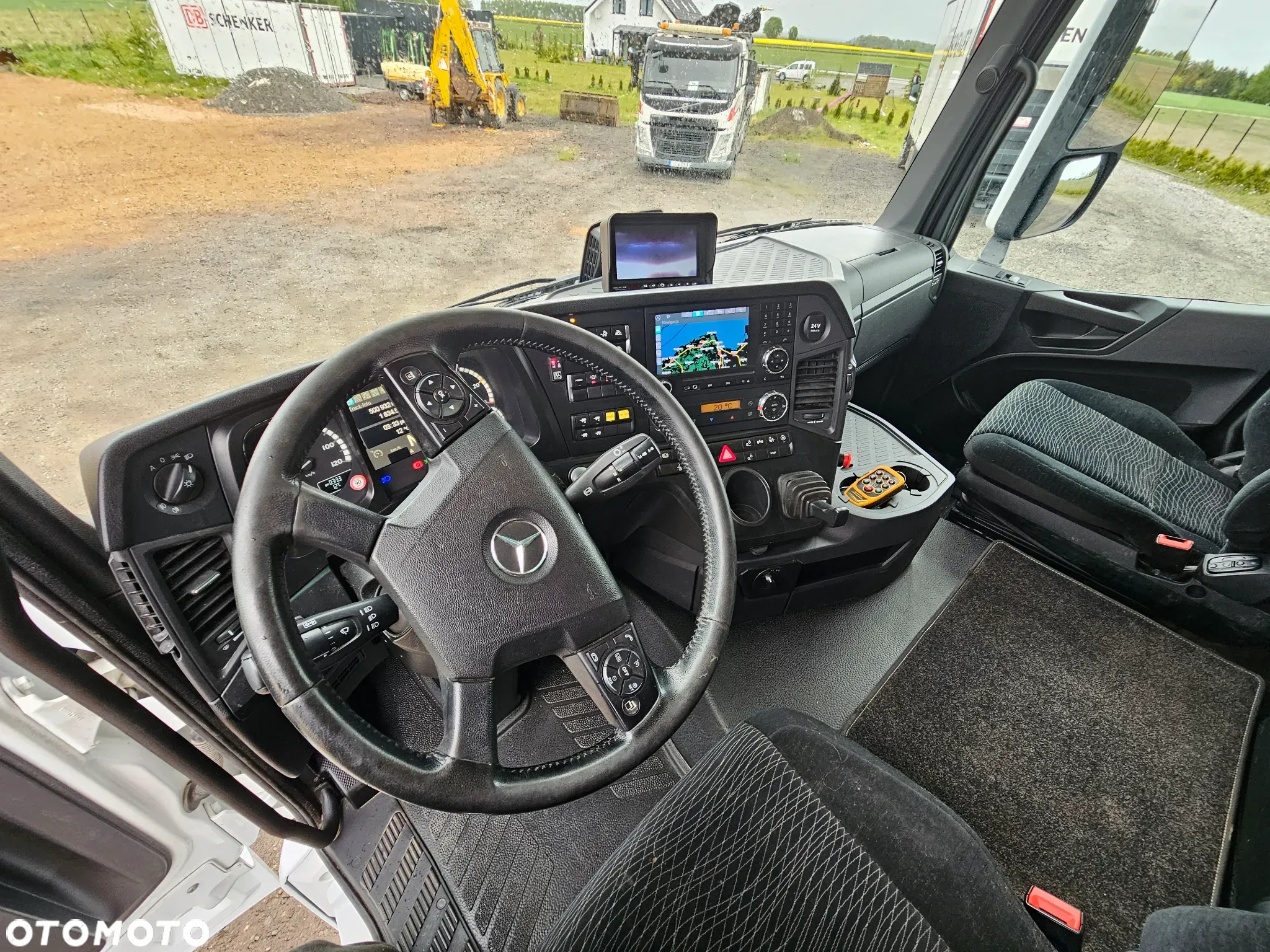 Mercedes-Benz Arocs - 7