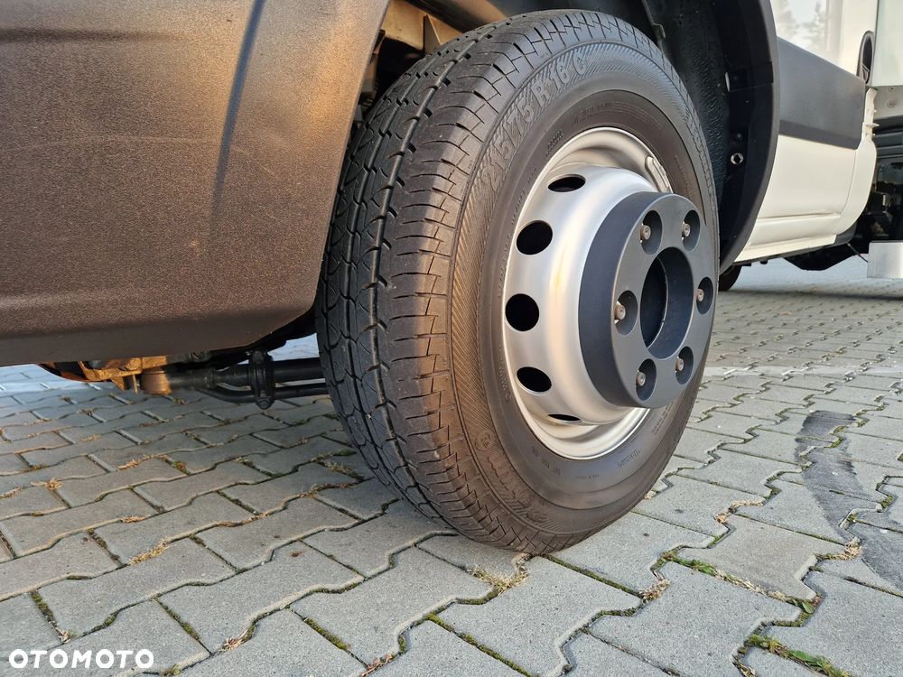 Iveco DAILY BLIŻNIAK - 28