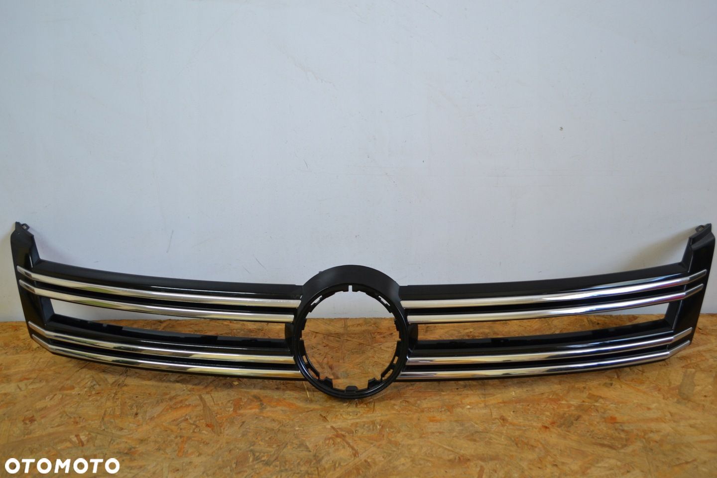 VW TIGUAN 5N0 LIFT GRILL ATRAPA 5N0853651H - 1