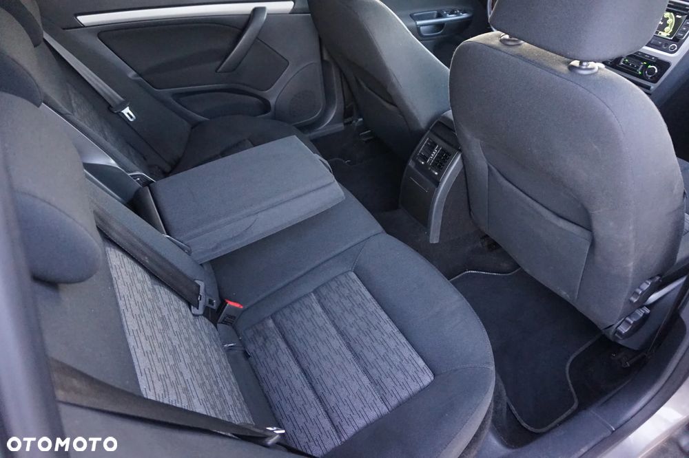 Skoda Octavia 1.6 TDI DPF 4x4 Ambition - 17