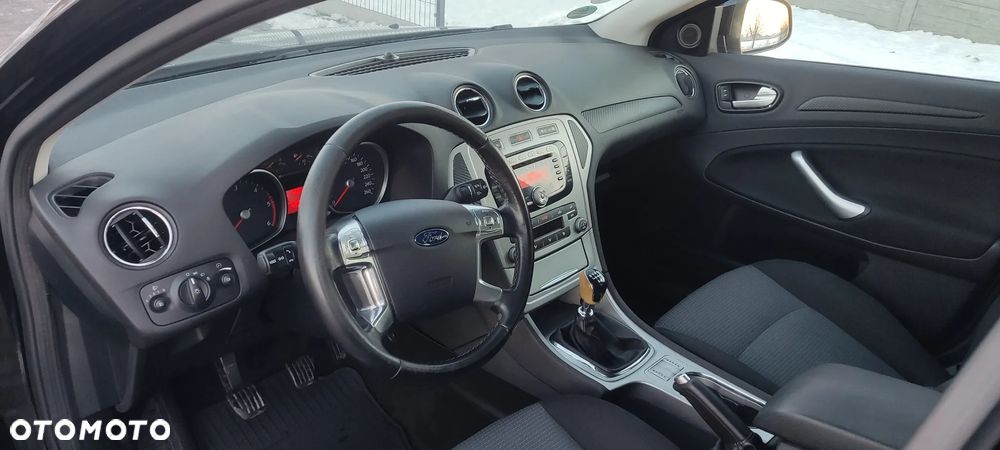 Ford Mondeo 2.0 TDCi Viva Trend - 12