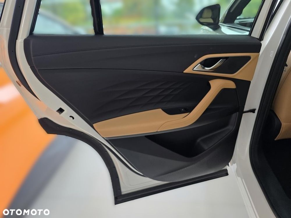 MG HS 1.5T HEV+ Exclusive - 10