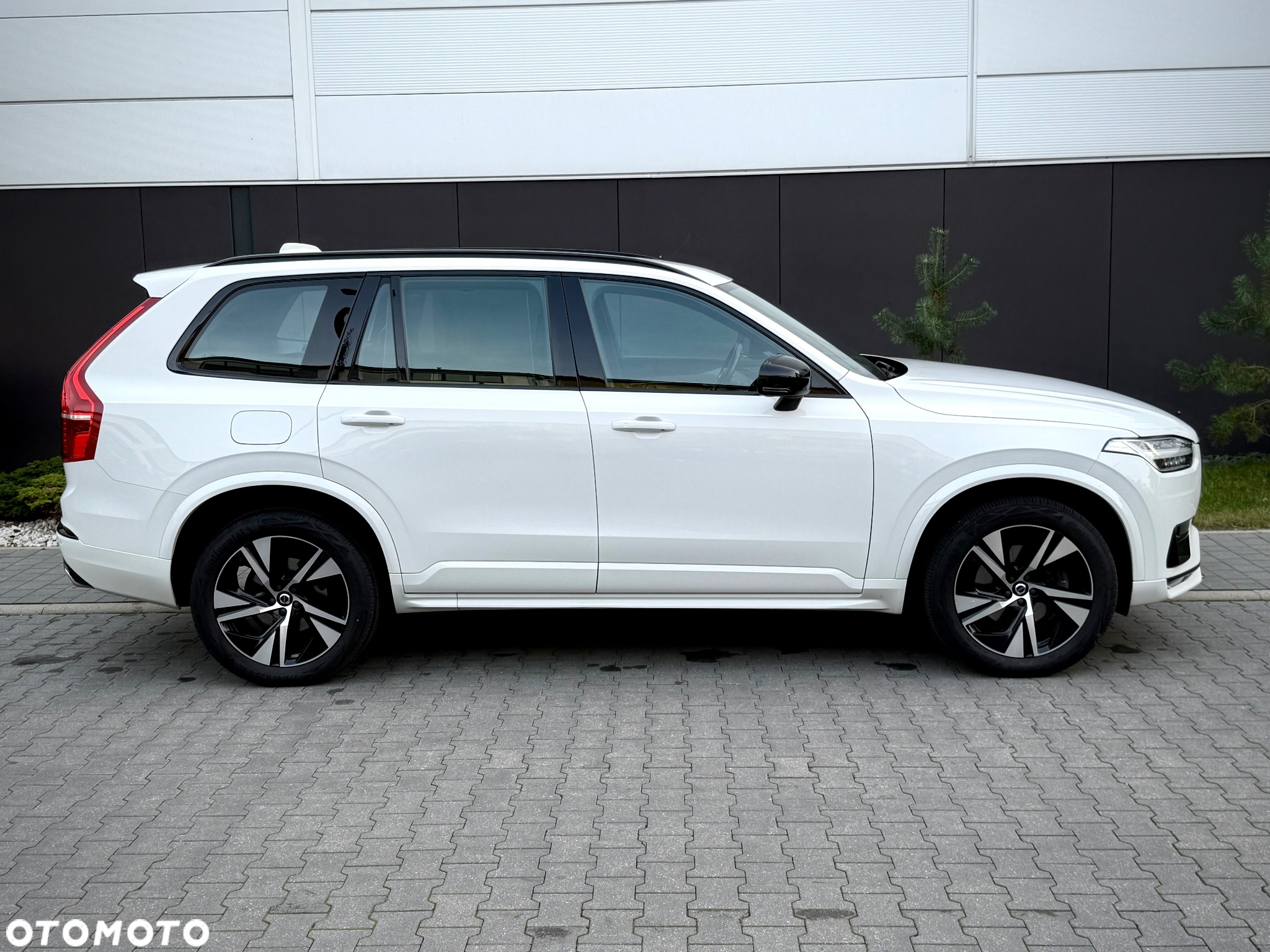 Volvo XC 90 D5 AWD R-Design - 8