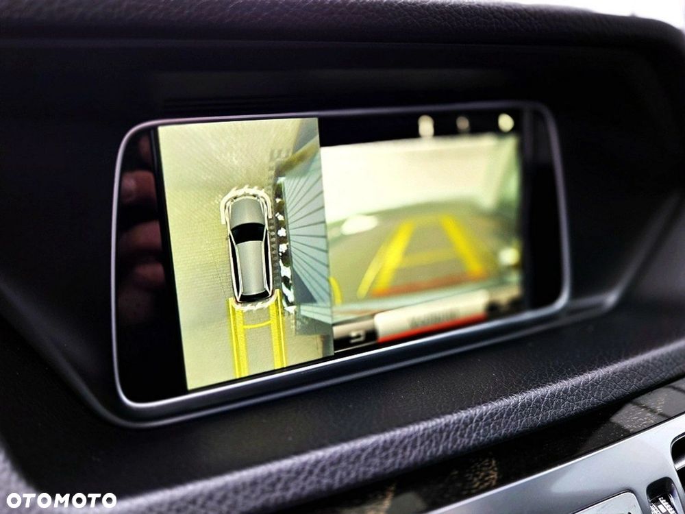 Mercedes-Benz Klasa E 300 BlueTEC 7G-TRONIC Elegance - 16