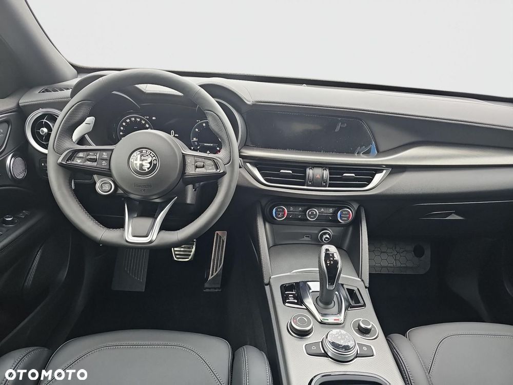 Alfa Romeo Stelvio 2.0 Turbo Veloce Q4 - 9