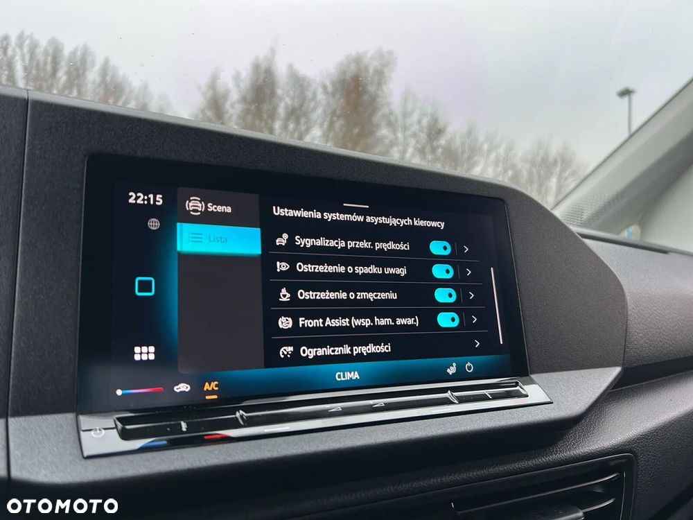 Volkswagen Caddy 1,5 l TSI 116 KM manualna - 21