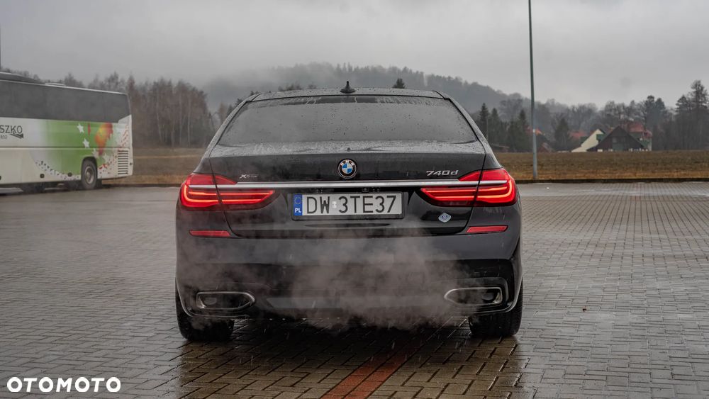 BMW Seria 7 740d xDrive - 6