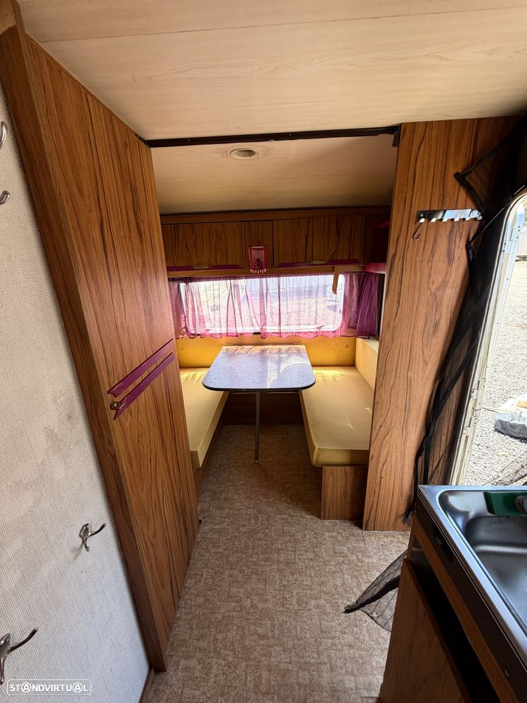 Outra não listada Caravana Nacional caravana vintege ideal para pequenos espacos equipada - 12