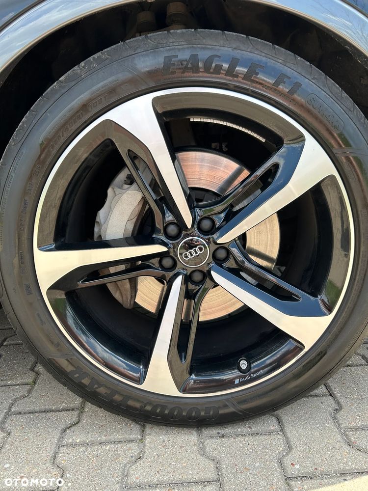 Audi Q7 - 12