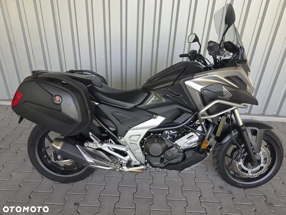 Honda NC - 8