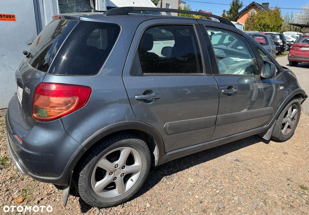 Suzuki SX4 - 6