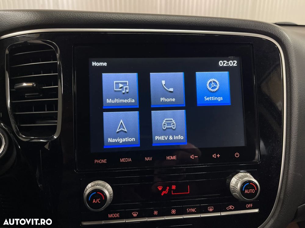 Mitsubishi Outlander 2.4 4WD Plug-In Hybrid - 15