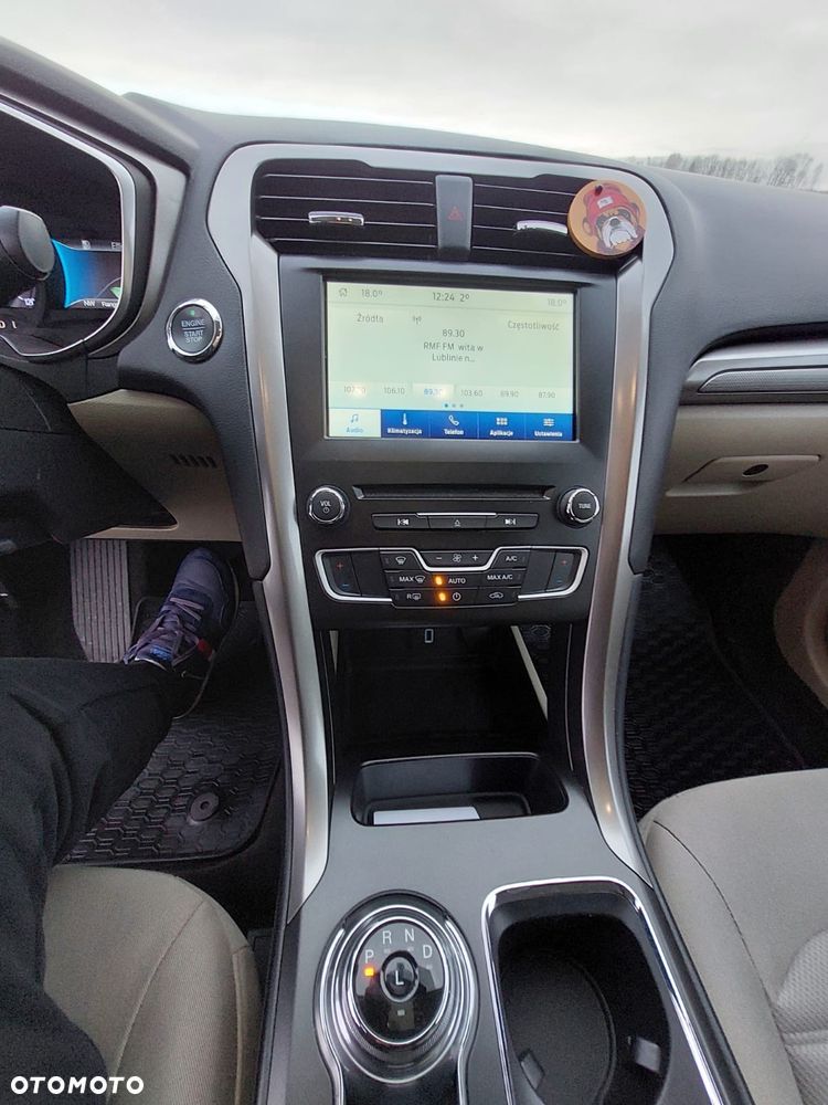 Ford Mondeo - 13