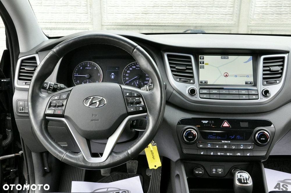 Hyundai Tucson blue 1.7 CRDi 2WD Passion Plus - 37