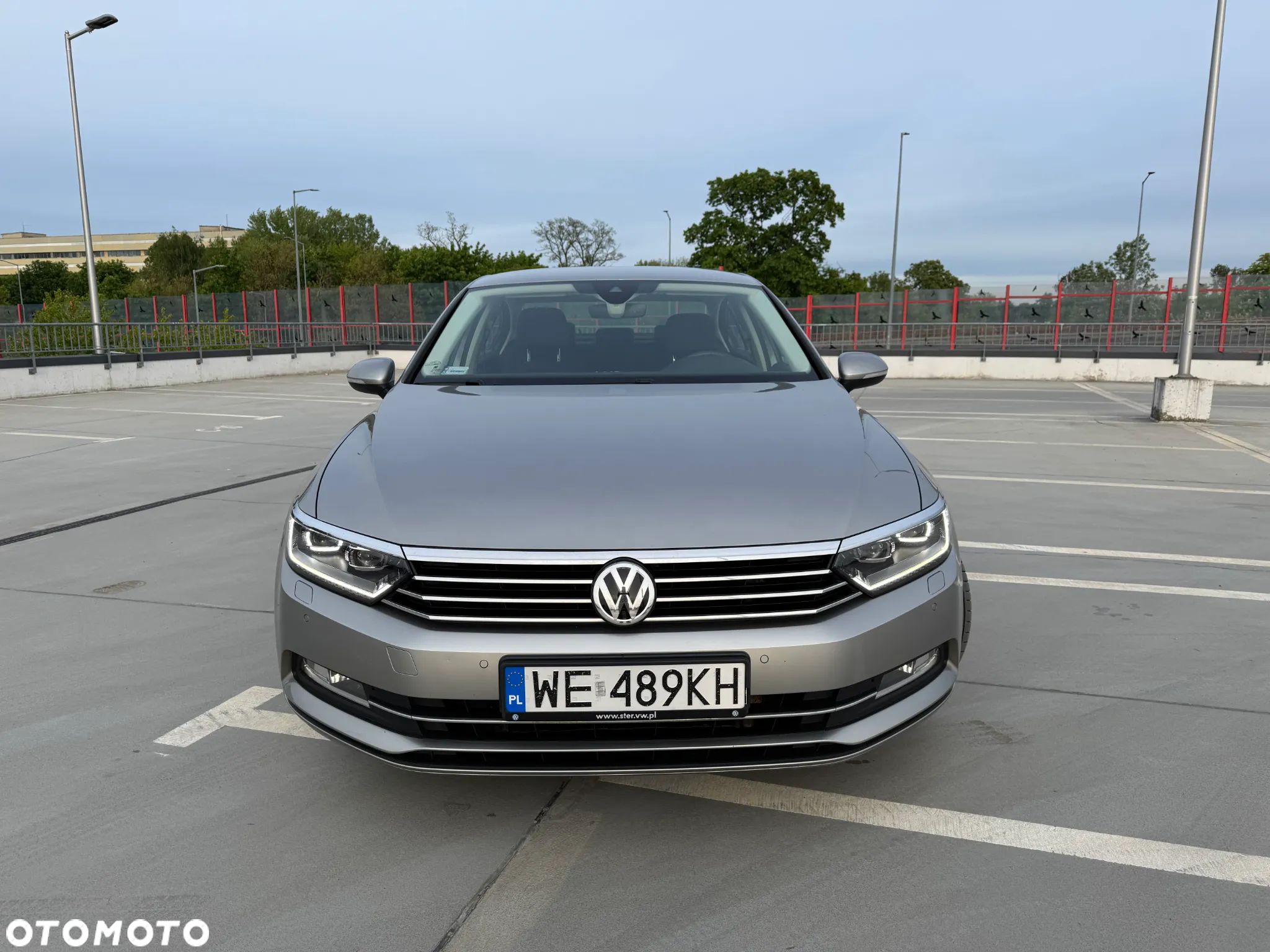 Volkswagen Passat 1.8 TSI BMT Comfortline - 1