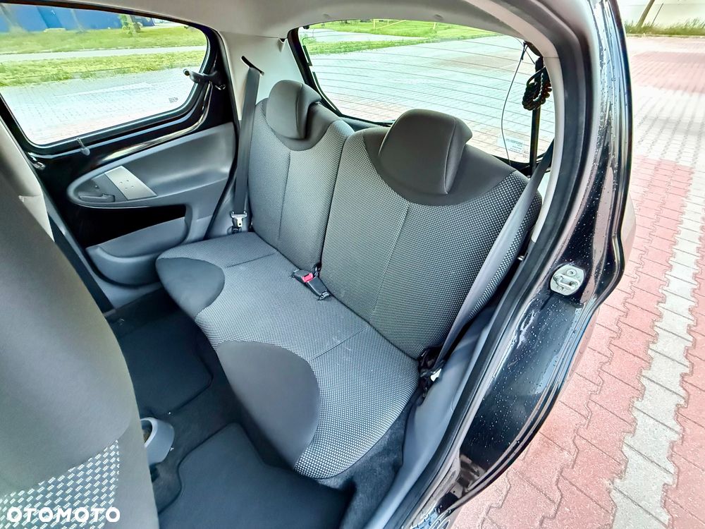 Toyota Aygo 1.0 VVT-i Luna MM A/C - 17