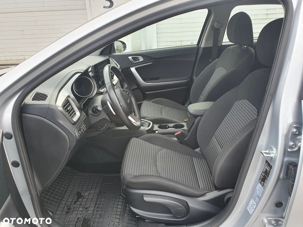 Kia Ceed 1.5 T-GDI M DCT - 26