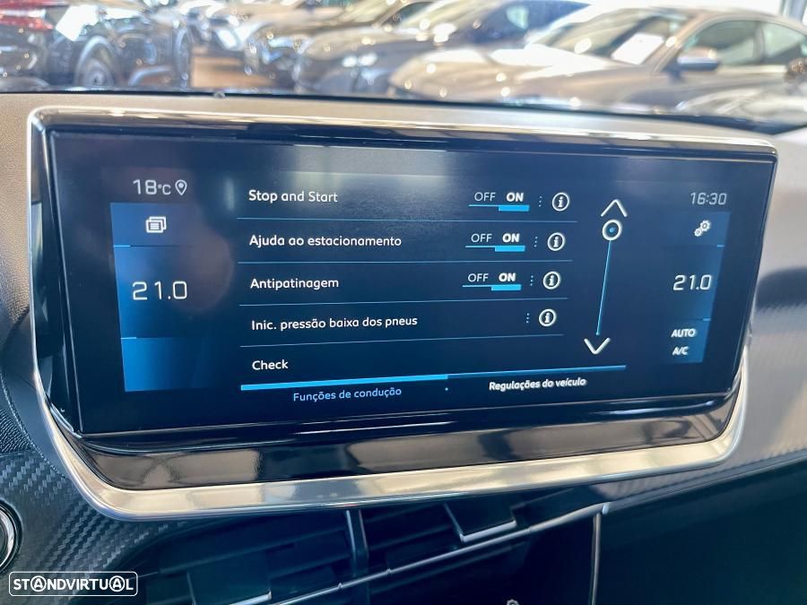 Peugeot 2008 1.2 PureTech Allure Pack - 22