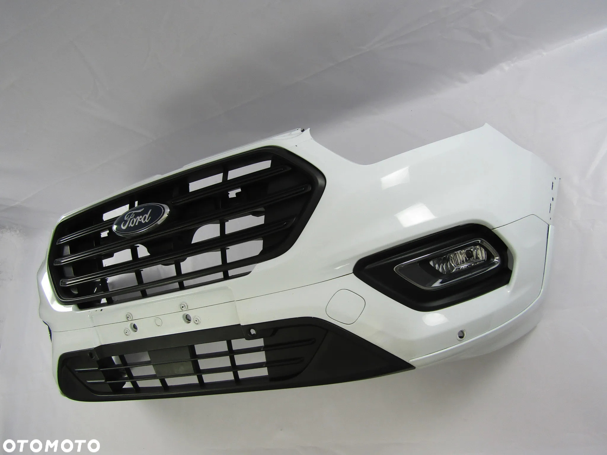 Zderzak przedni Ford Transit Tourneo Custom 18-22 Frozen White - 9