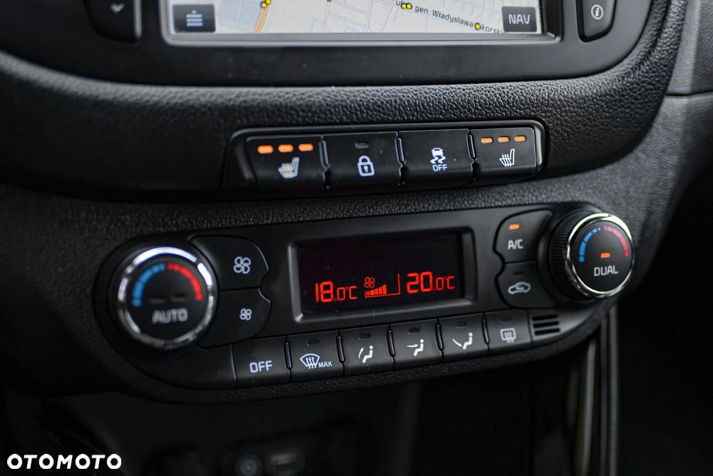 Kia Ceed 1.6 T-GDI GT - 24