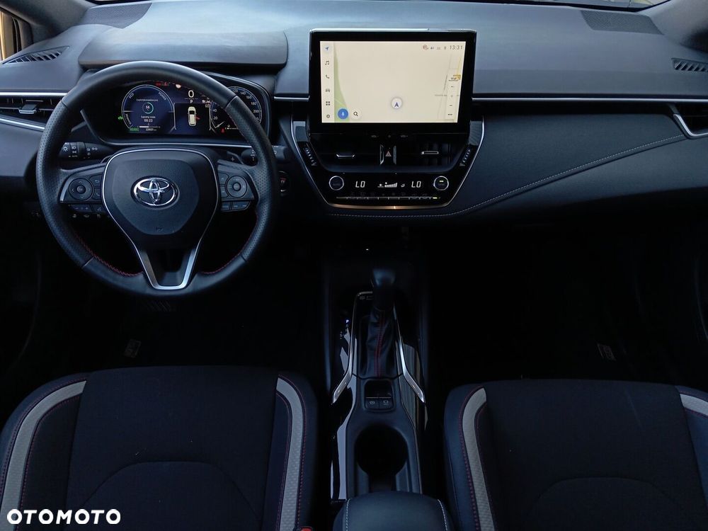 Toyota Corolla 2.0 Hybrid GR Sport - 10