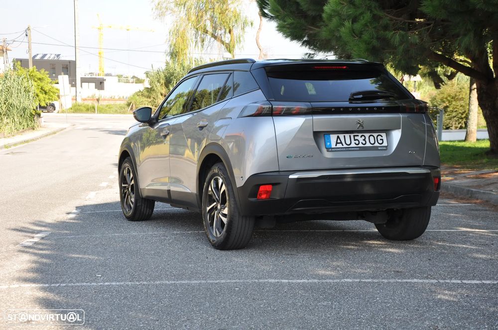 Peugeot e-2008 50 kWh GT Pack - 9